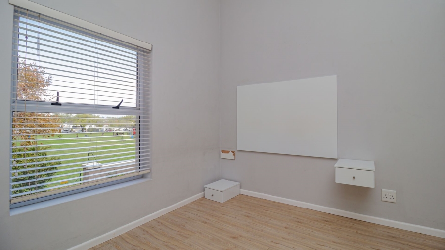 To Let 2 Bedroom Property for Rent in Claremont Western Cape